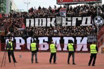 Navijači Partizana na stadionu Karađorđe