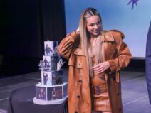 Andjela Ignjatovic Breskvica promocija spota  (1).jpg