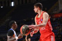 Nikola Đurišić u dresu Crvene zvezde