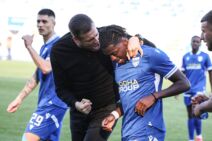 Nenad Lalatović sa igračem Novog Pazara.
