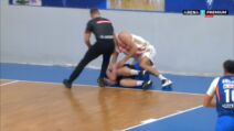 Nikola Kalinić i Matej Čibej tuča.