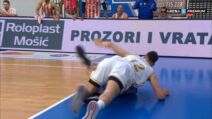 Nikola Kalinić i Matej Čibej tuča na Zlatibor - Zvezda 3.jpg