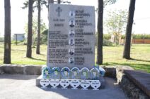 Споменик у Малом Орашју (4).jpg