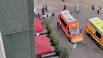 Auto uleteo u grupu ljudi u Nemačkoj.jpg