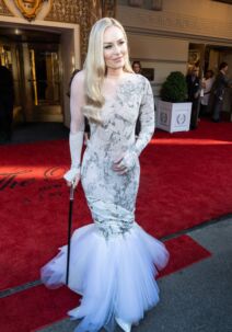 Lindzi Von na crvenom tepihu Met Gala