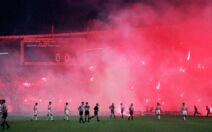 Bakljada Grobara na 100. večitom derbiju Zvezda - Partizan