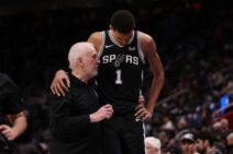 Greg Popovič i Viktor Vembanjama u San Antoniju