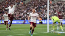 Leandro Trosar slavi gol za titulu Arsenala