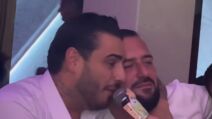 Darko Lazić peva pesmu pokojnog brata