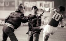Zvonimir Boban udara policajca Refika Ahmetovića na Maksimiru