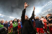 Dejan Stankovic slavi (2).JPG