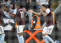 Liverpool - Aston Vila 1.jpg