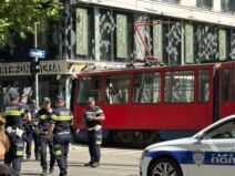 Tramvaj ispao iz šina ulica Cara Dušana  (15).jpg