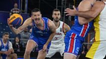 Strahinja Stojačić u prodoru na Srbija Španija
