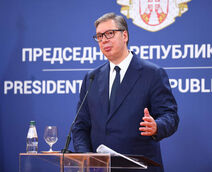Aleksandar Vučić i Antonio Košta (3).jpg