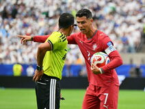 Kristijano Ronaldo i sudija