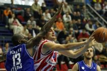 Zvezda dva od dva u ULEB kupu