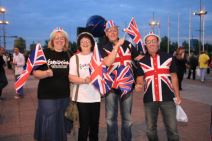 Zagrevanje fanova pred polufinale Evrovizije