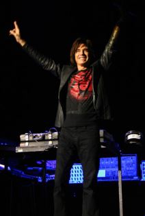 Žan Mišel Žar: Udahnite duboko!