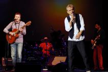 Bravo Rundek, Kargo i Beograde!