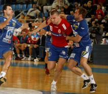 Srpski rukometaši "zagrejali" Beograđane