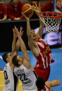 Počela borba za titulu