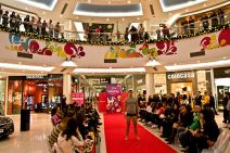 U donjem vešu po tržnom centru...