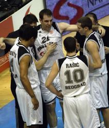 Crno-belo Badnje veče