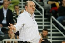 Crno-beli u finalu po navici