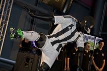 Crno-beli u novom "ruhu"