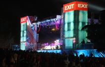 Dance, dance dance Arena!