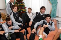 Grant prozvao crno-bele