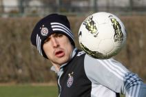 Grant prozvao crno-bele