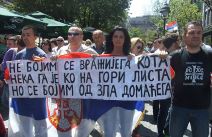 "Ostajemo u Srbiji" na Trgu Republike