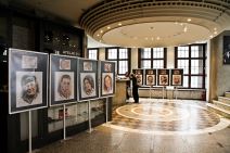 Glumci na poštanskim markama