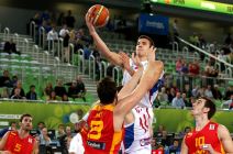 Armada pregazila orlove