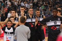 Galerija crno-bele tuge