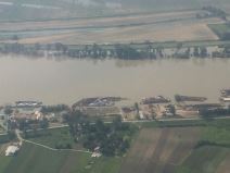 srbija hrvatska zemljotres potres poplave prirodne nepogode pomoc donacije novac spasioci 