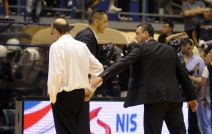 Sramotna tuča u derbiju između košarkaša Partizana i Crvene Zvezde