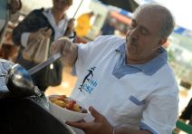 Danas se umesto riblje čorbe jeo bosanski lonac na "Fish festu"