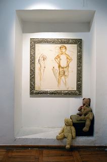 Izložbom "Detinjstvo" akademske slikarke Jelene Stevin, u Kulturnom centru Grad, otvoren je festival "Paralel".