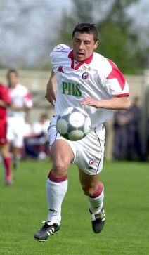 Nakon teške saobraćajne nesreće na autoputu Beograd-Niš, nekadašnji centarfor Crvene zvezde Goran Drulić je operisan i u stabilnom je stanju.