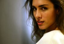 Ivana Korab na Instagramu peva dok vozi