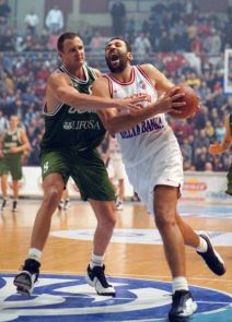 Vlade Divac otkrio kako je došao u Crvenu zvezdu