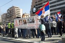 Radikali palili zastave ispred Generalštaba na godišnjicu NATO bombardovanja.