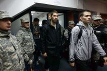 Atmosfera ispred svlačionice nakon polufinala ABA lige između Partizana i Crvene Zvezde.