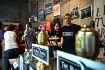 Prvi Regionalni festival zanatskog piva otvoren je u galeriji Štab u Beogradu.