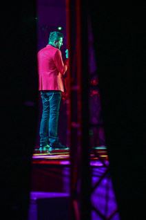 X Faktor, atmosfera u bekstejdžu.