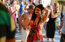 Guča, defile trubača u centru grada