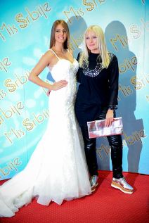 Mis Srbije - Evo kako je bilo na crvenom tepihu